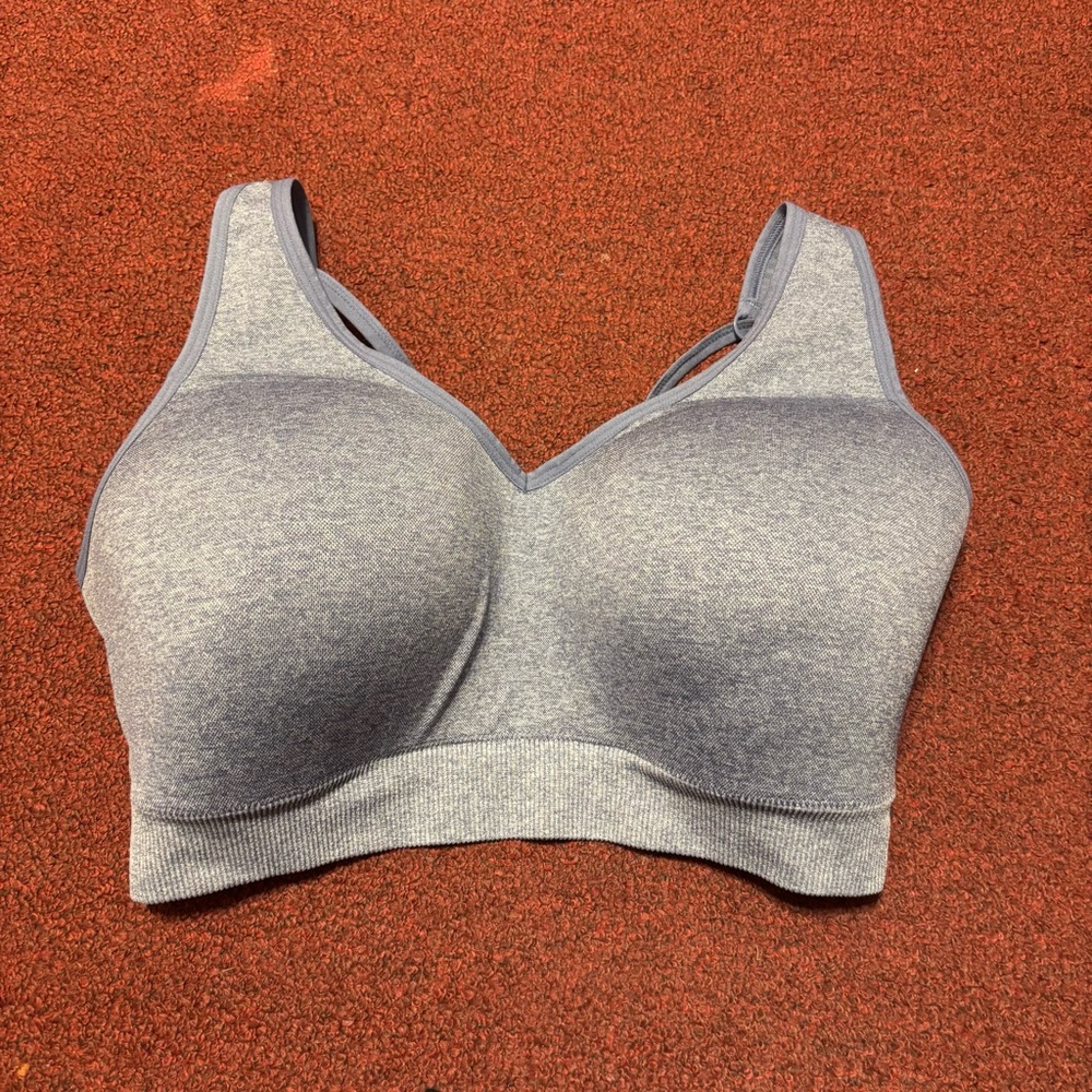 Victoria’s Secret PINK active medium impact strappy back sports bra L-DD